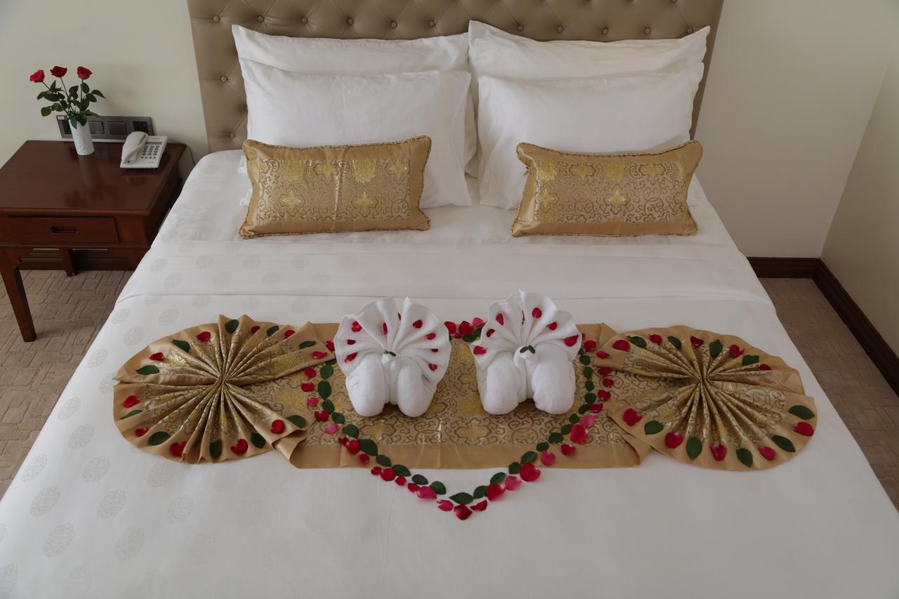 Pacific Hotel Yangon Eksteriør bilde