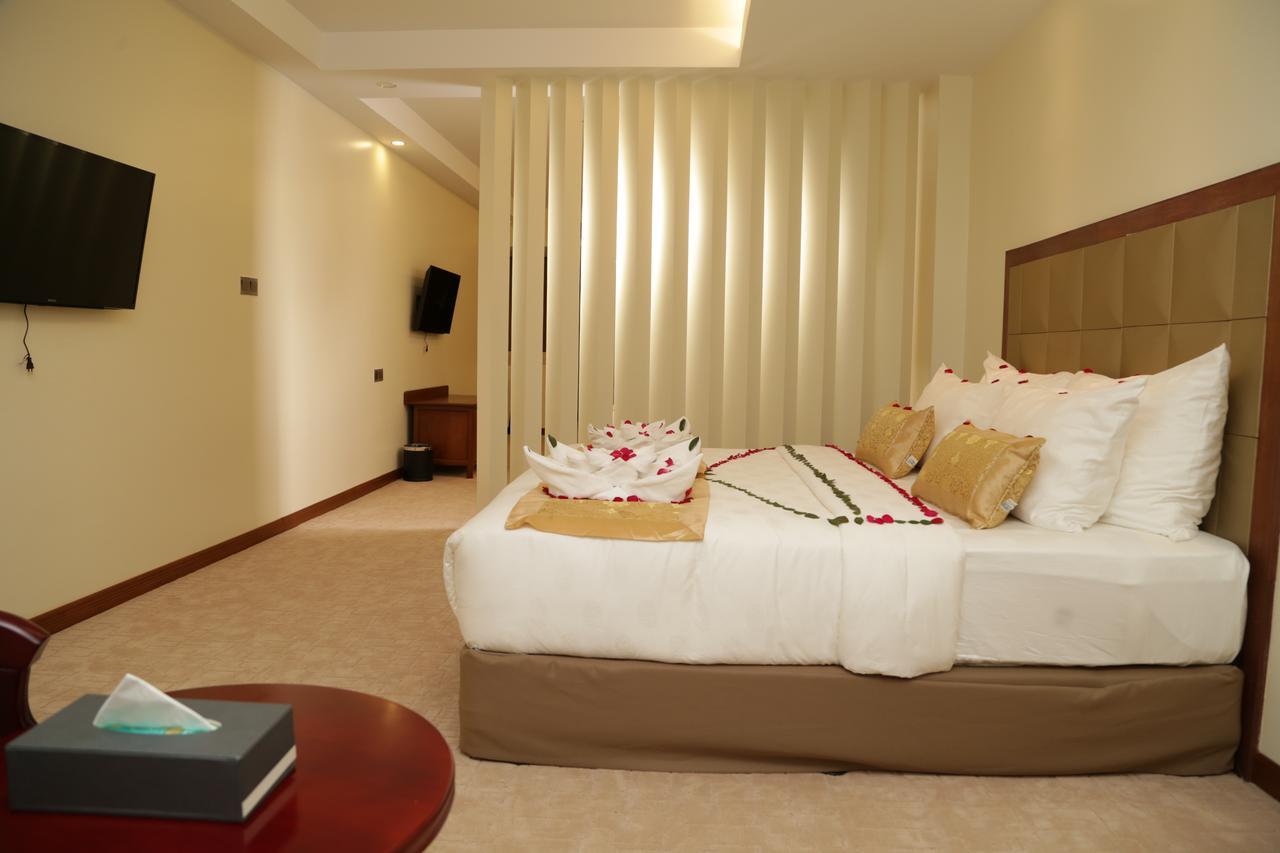 Pacific Hotel Yangon Eksteriør bilde